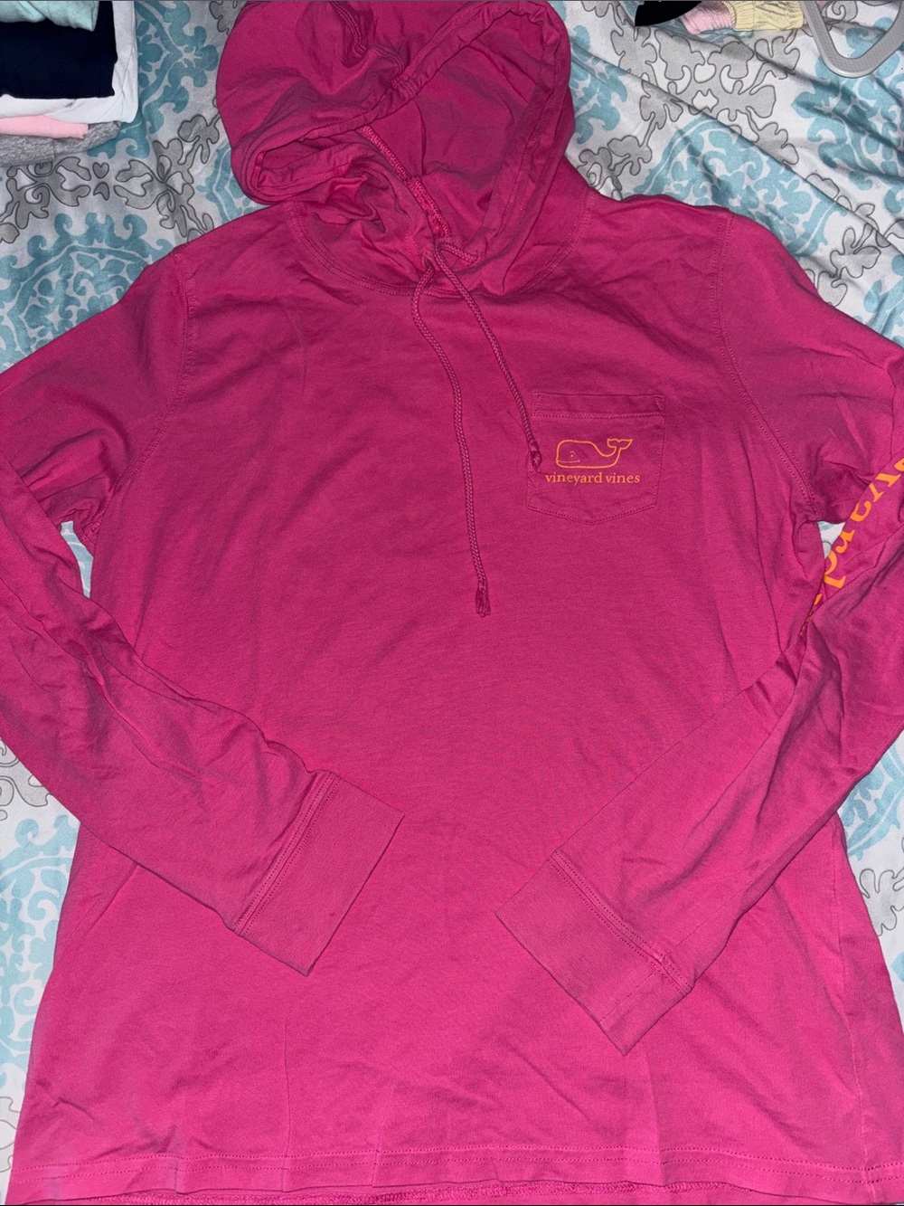 Vine yard vines hooded long sleeve
